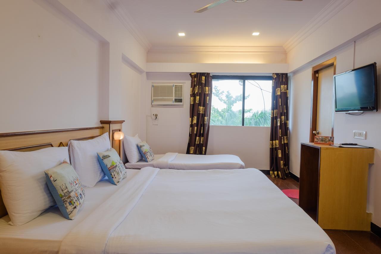 Oyo Flagship 561 Host Inn Bombaim Exterior foto